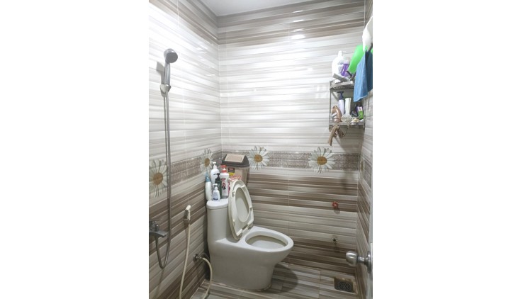 Bán Căn Hộ Dịch Vụ 3 Tầng Hẻm Xe Hơi 200m2_10x20m Gần Lê Văn Việt TNPA Thủ Đức Chỉ 12 tỷ.